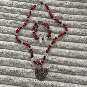 Elegant Red and Black Heart Pendant Necklace and Bracelet Set